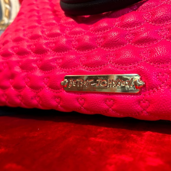 Betsey Johnson Bag! - Picture 3 of 7